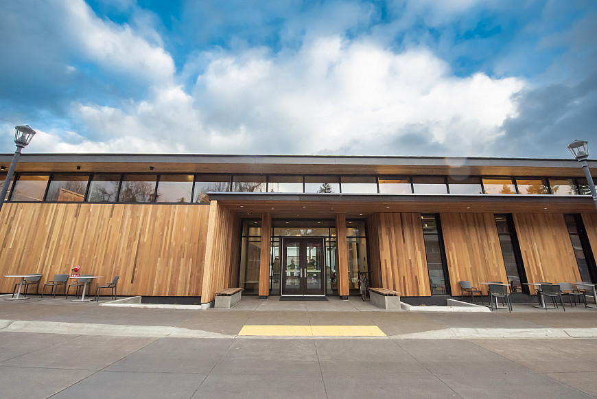 Image of Student Center entrance.