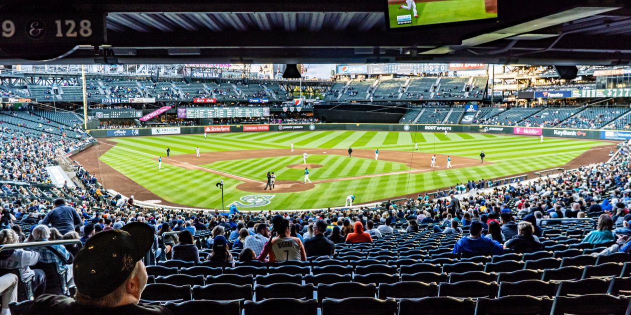 Mariners Welcome King Felix To HOF