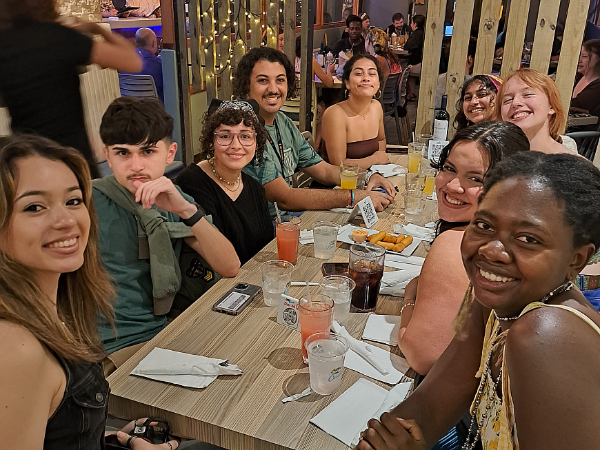 L&C students dined with some of the college's incoming cohort of Posse Scholars from Puerto Rico.